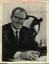 Press Photo Roone Arledge, President & Executive Producer of ABC Sports