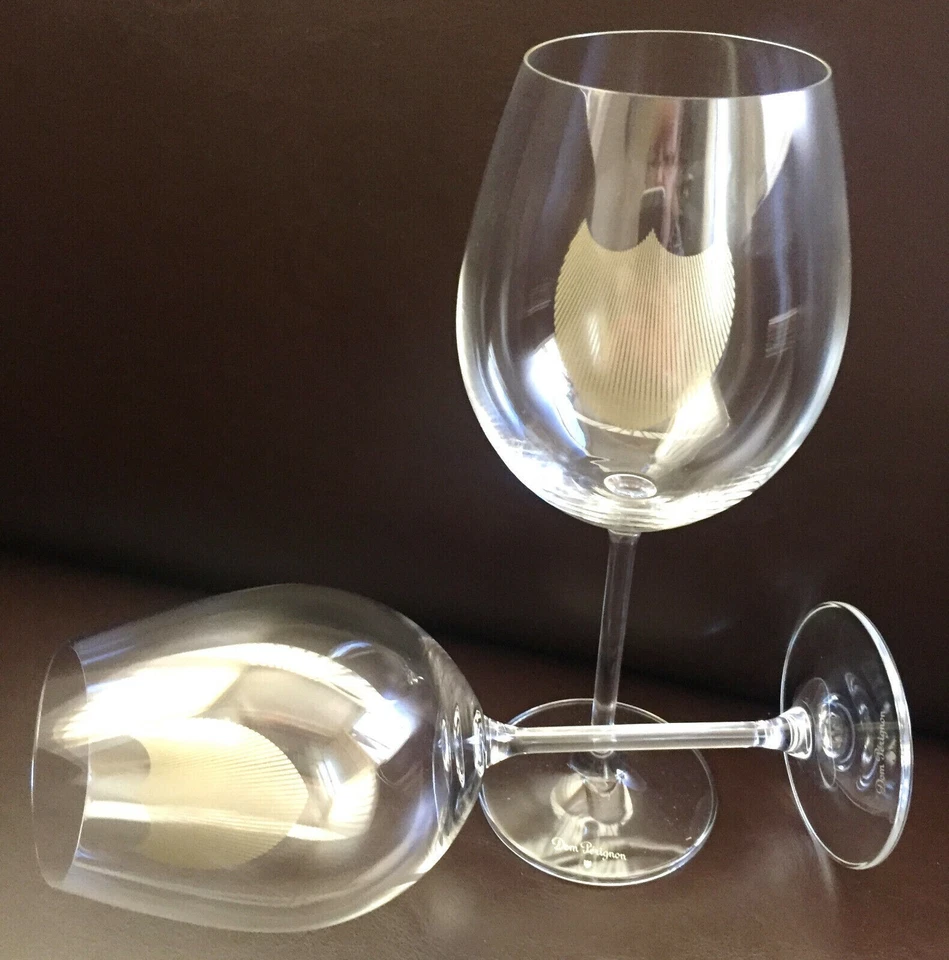 2 X GLASS Dom Perignon Champagne BIG DAY Golden Shield Design Brand New Unboxed - Image 3 of 4
