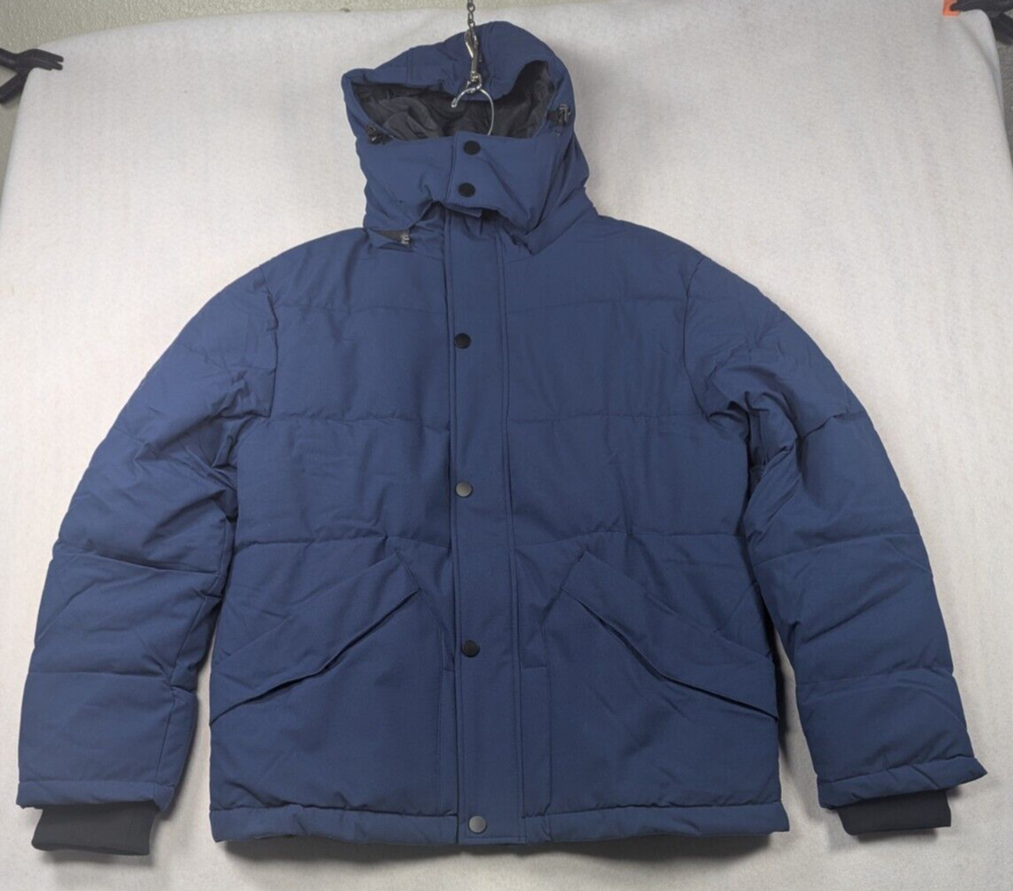 - Men's Coat - Size L