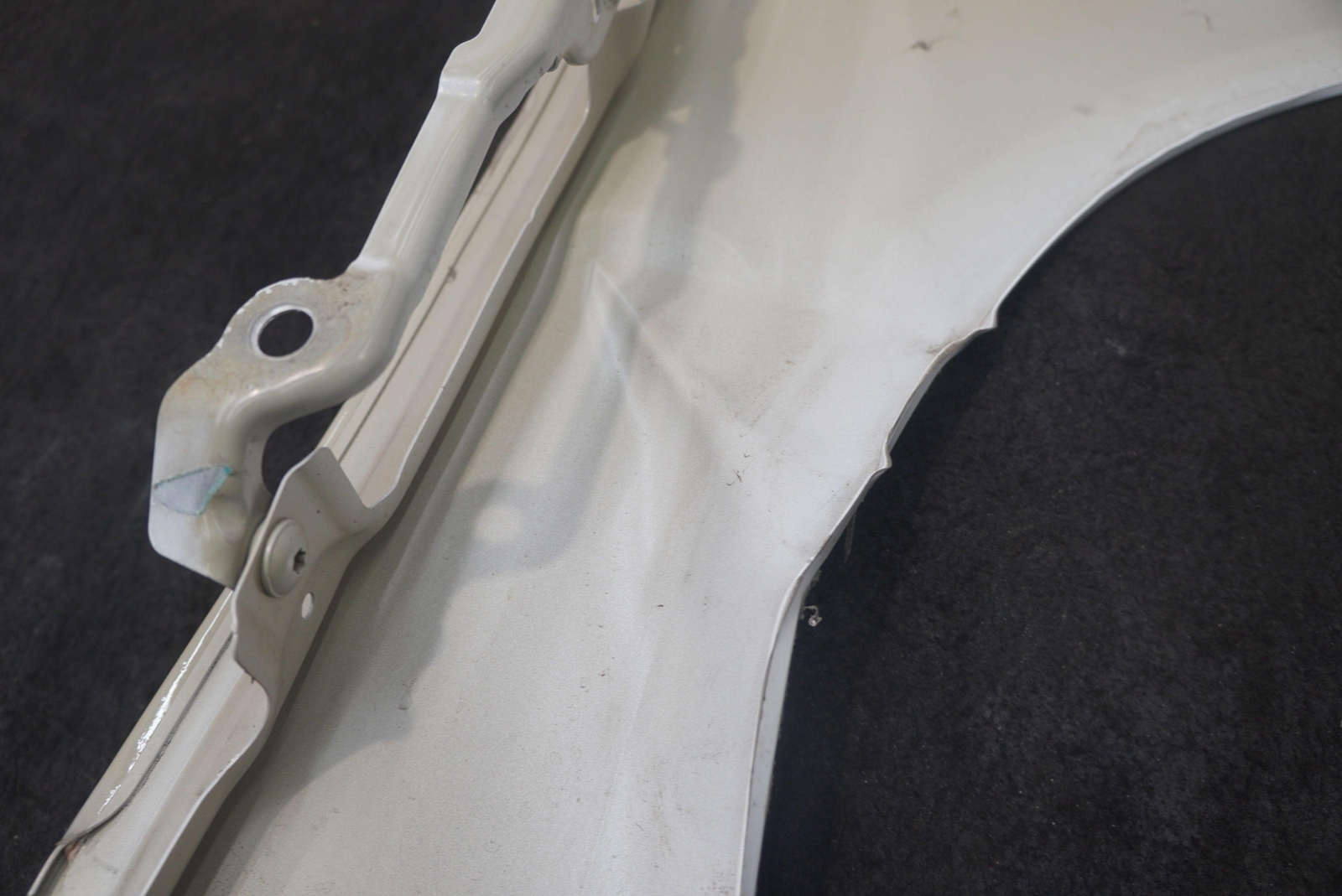 Porsche 911 GT3 2022-2023 Front Left Fender