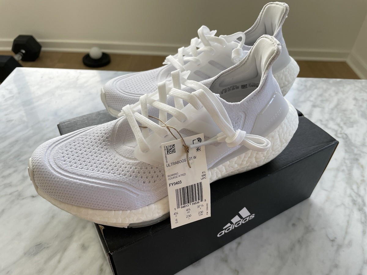 ultra boost 21 cloud white