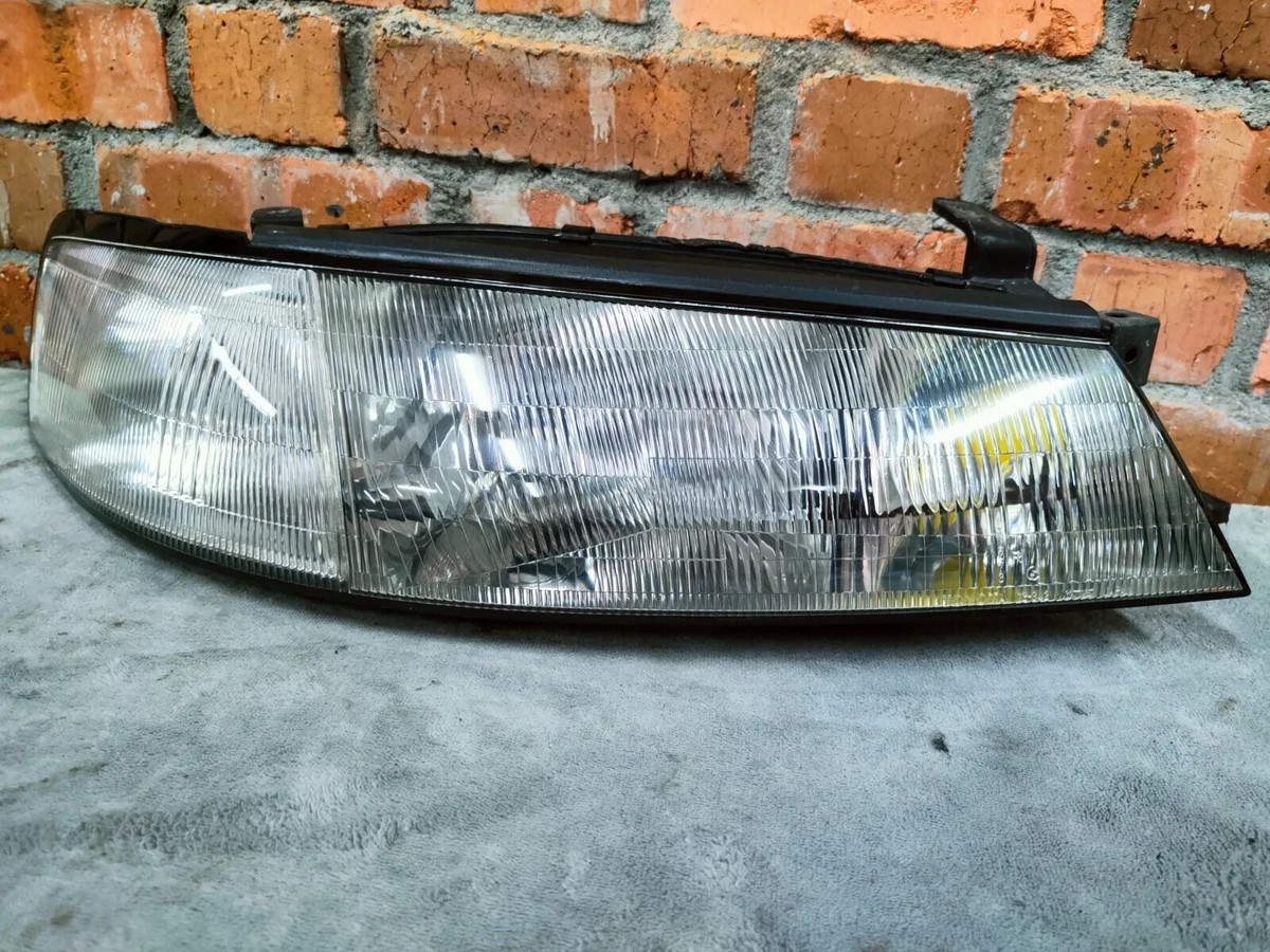 Toyota Corolla LEVIN AE101 GT APEX COUPE Halogen Headlight Head