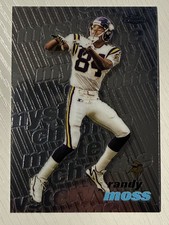 Randy Moss [Refractor] #M11 Prices | 1999 Topps Mystery Chrome