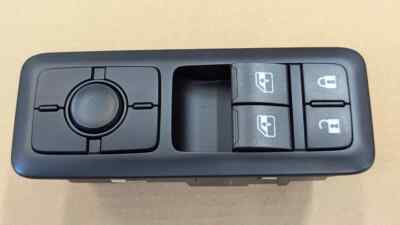 4061967C4 INTERNATIONAL DRIVER DOOR ELECTRONIC CONTROL POD WINDOW LOCK 4061967C5