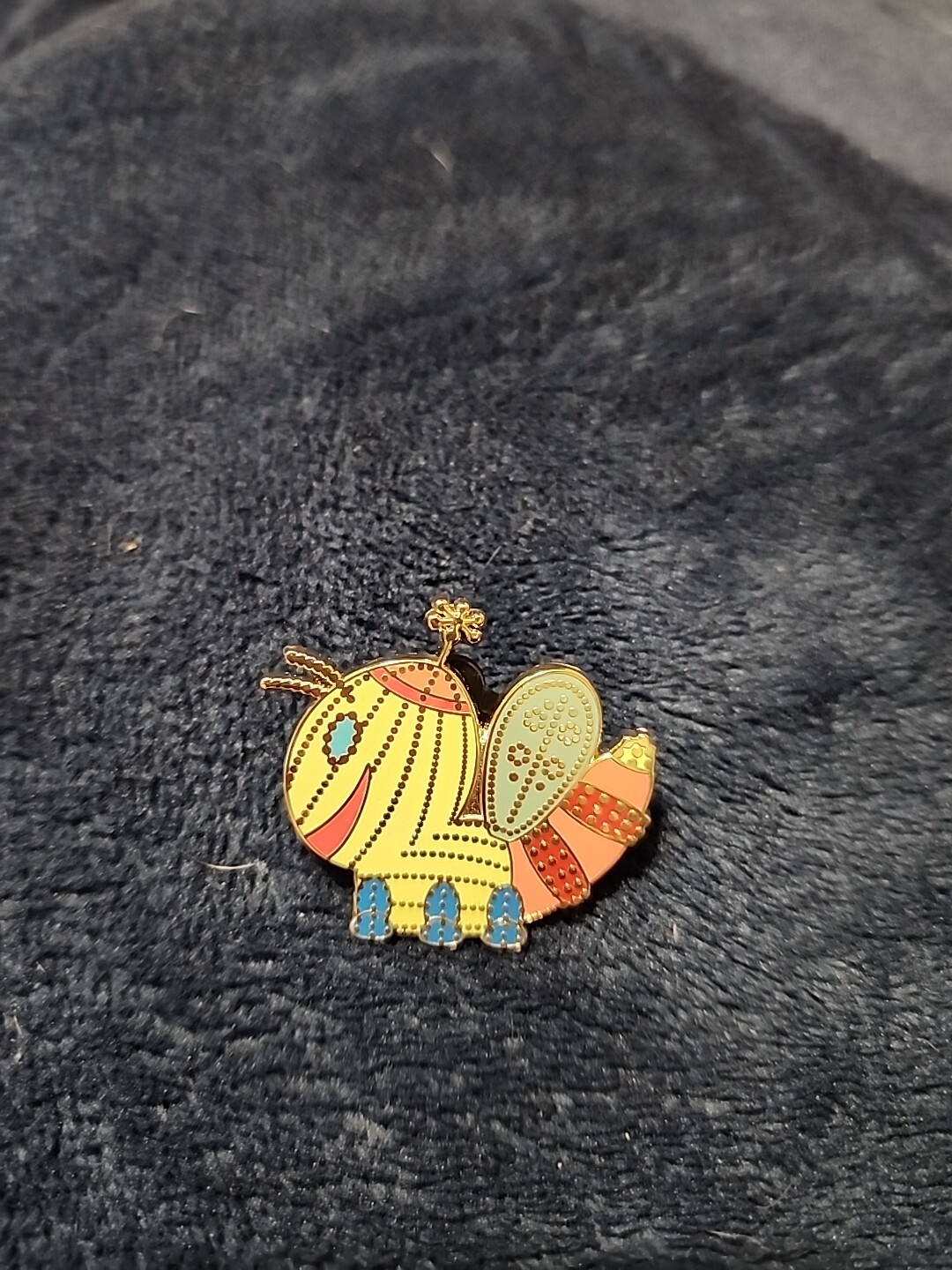 Disney Pin 130473 Kingdom of Cute 2 Mystery Bumble Bee or Firefly eBay
