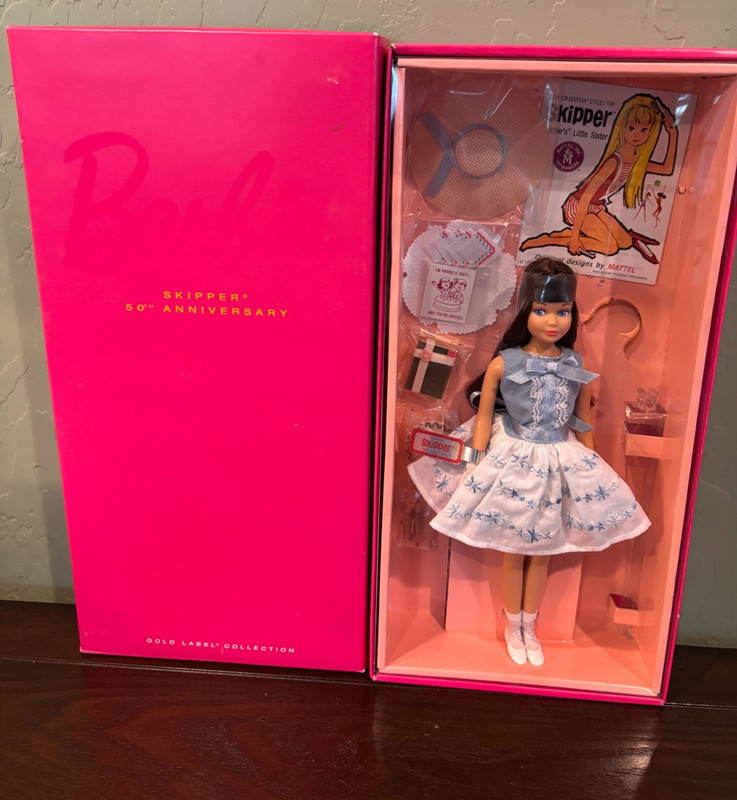 2013 Barbie Brunette Skipper Doll Brunette 50th Anniversary Gold Label NEW MINT 