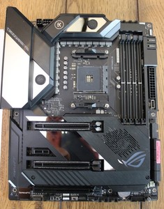【超美品】ROG CROSSHAIR VIII FORMULA X570 ROG Crosshair VIII Formula | Motherboards | ROG Global