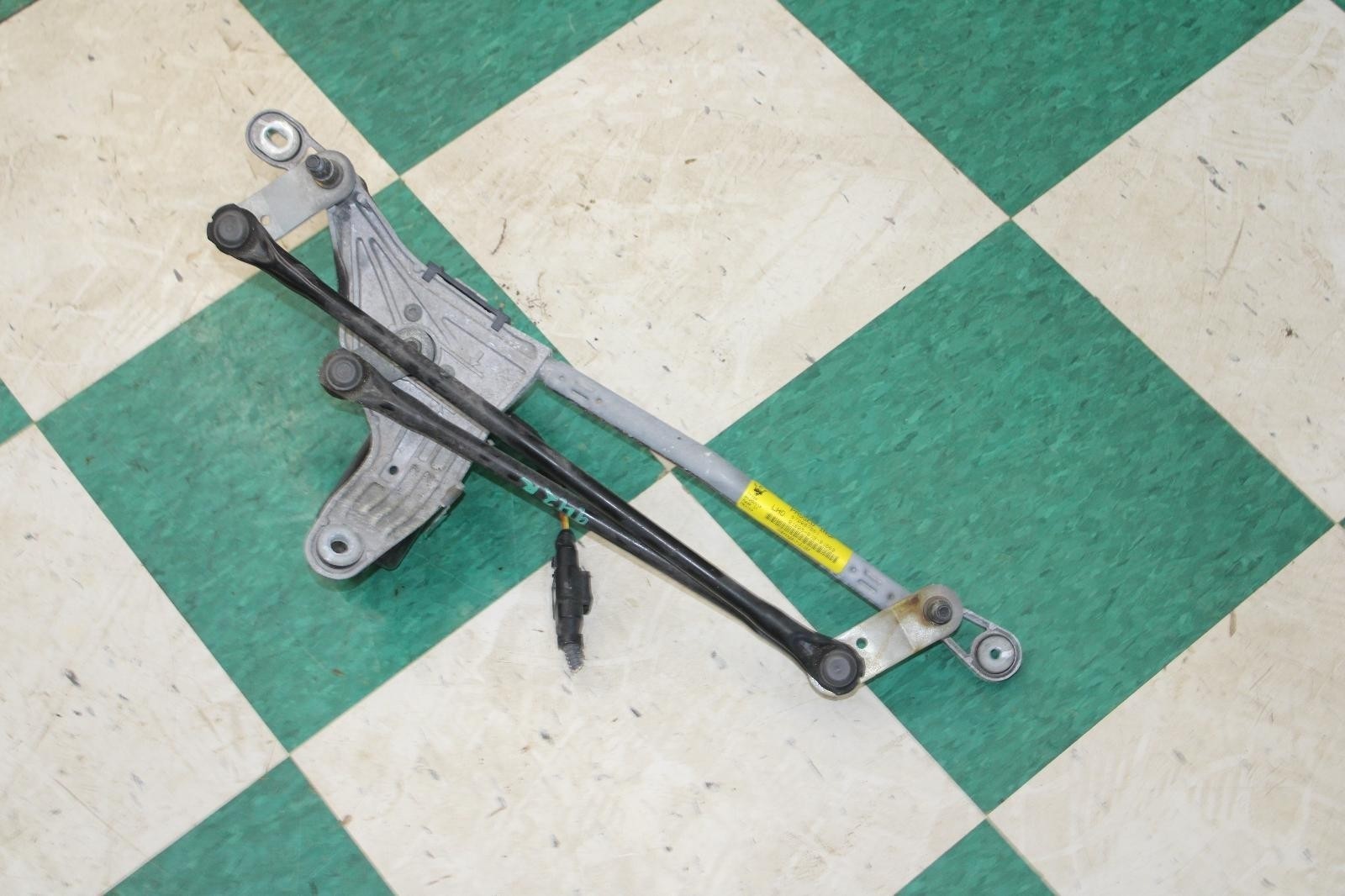 14-21 Ghibli Electronic Front Windshield Wiper Motor Arm Linkage OEM Factory WTY