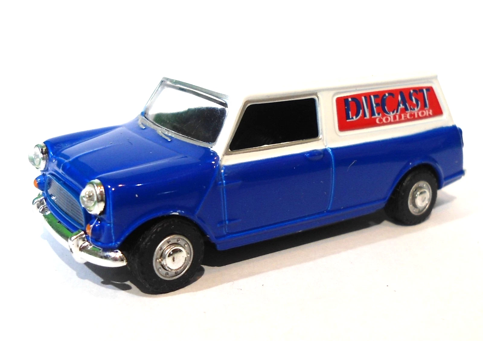VANS Oxford Diecast 1:43 anni 60 Morris Mini Van Diecast Edizione Limitata da Collezione