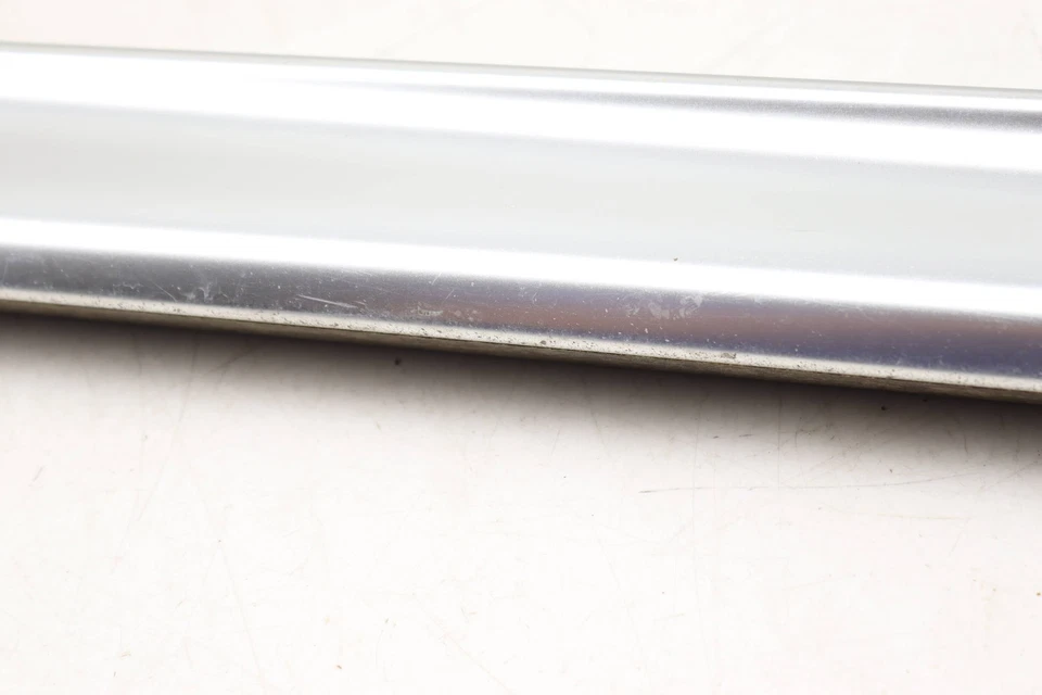 AUDI ALLROAD QUATTRO 2001-2005 - Moldura/hoja puerta inferior delantera derecha Foto 3 de 4