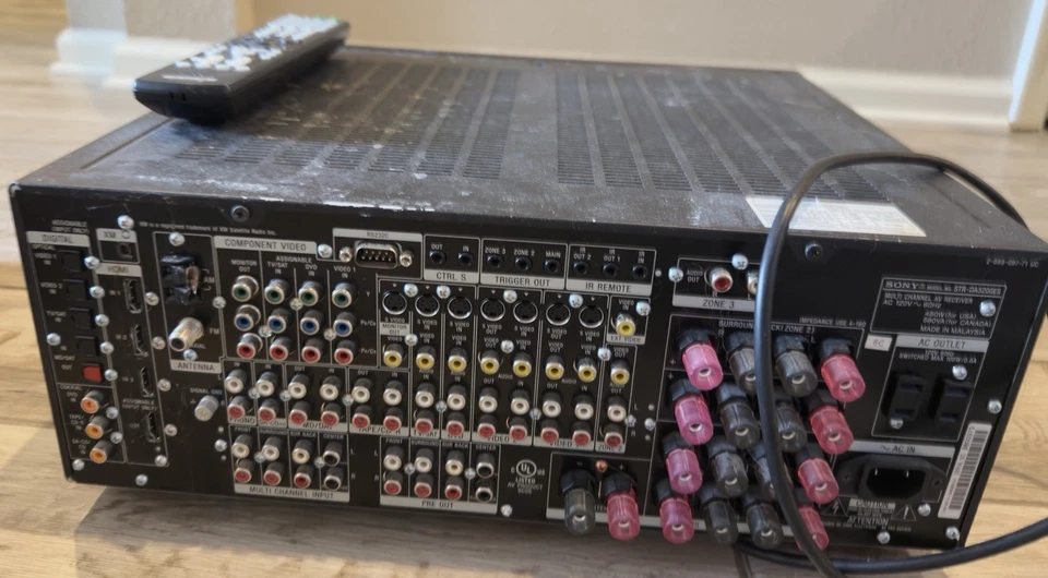 Sony DA5200ES Receiver – For Parts/Not Working – Red Screen Issue - Image 3 of 4
