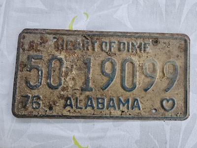 vintage 1976 Alabama ''Heart of Dixie'' license plate