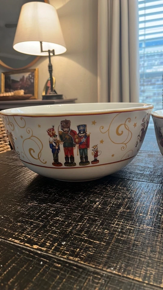 williams sonoma christmas mixing bowls - Image 2 of 4