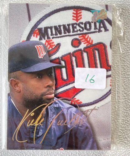 1993 Leaf Studio #214  Kirby Puckett 16 card lot Minnesota Twins