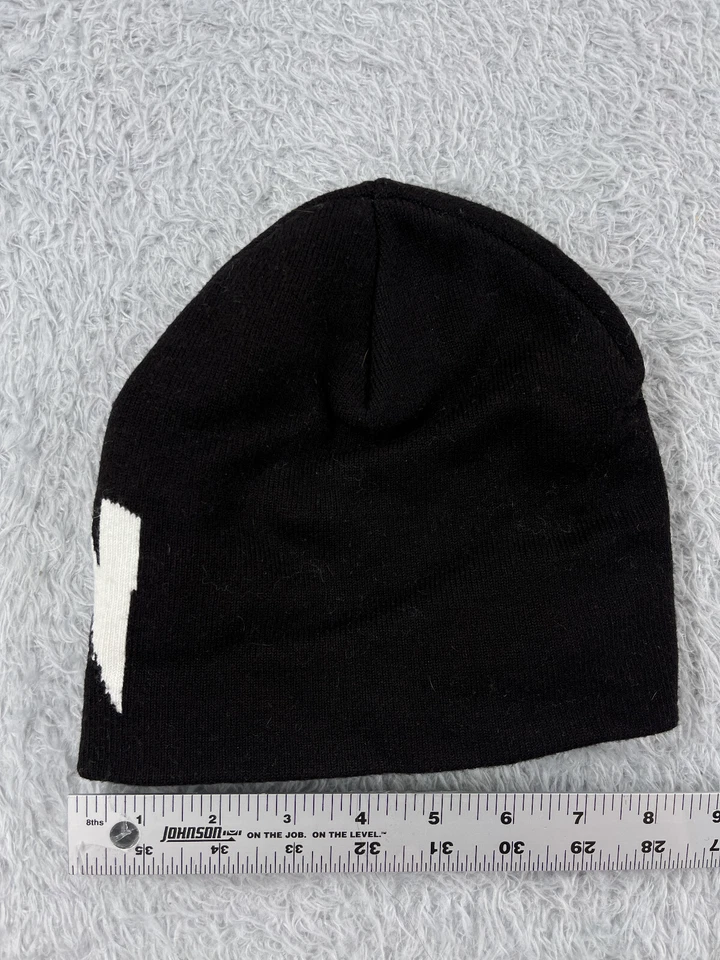 Batman H&M Beanie Toque Youth 4-8Y malha preta algodão acrílico poliéster mistura esqui - Imagem 3 de 4