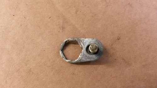 Halterung Einspritzdüse Escort XR3i MK3 CVH Befestigung Sicherung