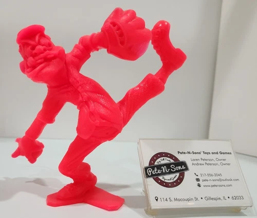 1963 Louis Marx & CO: Nutty Mads - "Bull Pen" Boo Boo Red Figure