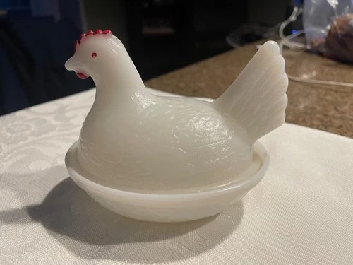 White Hen on Nest White Opaque Milk Glass Covered Dish Vintage Circa 1930's