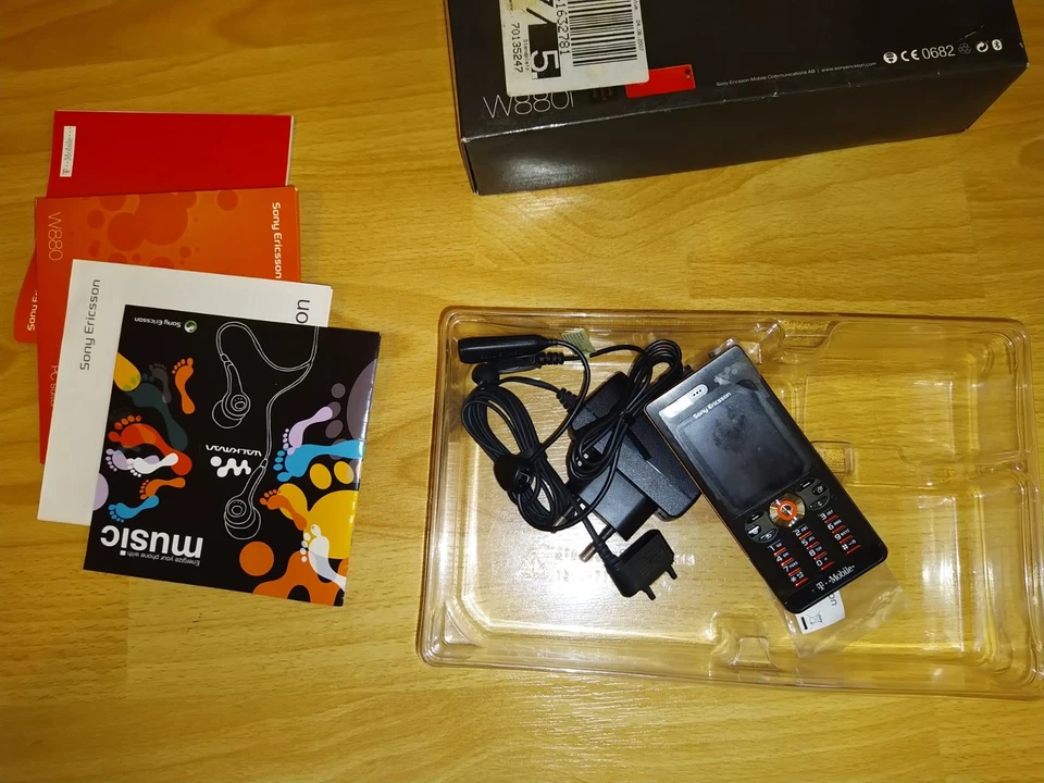 handy sony ericsson W880 i - Bild 3 von 4