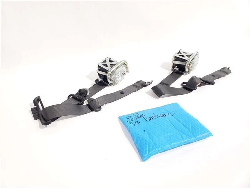 Pair Black Seat Belt OEM 2006 2007 2008 2009 2010 Pontiac Solstice  - Image 2 of 4