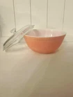 Pyrex Casserole Bowl Pink 2.5 Quart w/ Lid Good Condition Some fading