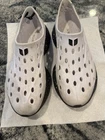 Kane’s White Footwear Youth Boys Size 4