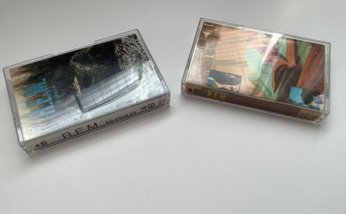 2x REM Cassette Tape Albums FABLES OF THE RECONSTRUCTION & MURMUR 1983/85 IRS EX - Picture 3 of 11