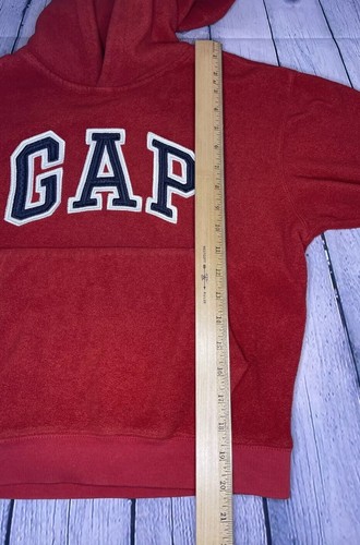 Vintage GAP Kids Med Fleece Hoodie Red Sweatshirt Spell Out in Blue Kangaroo Pkt - Picture 9 of 10
