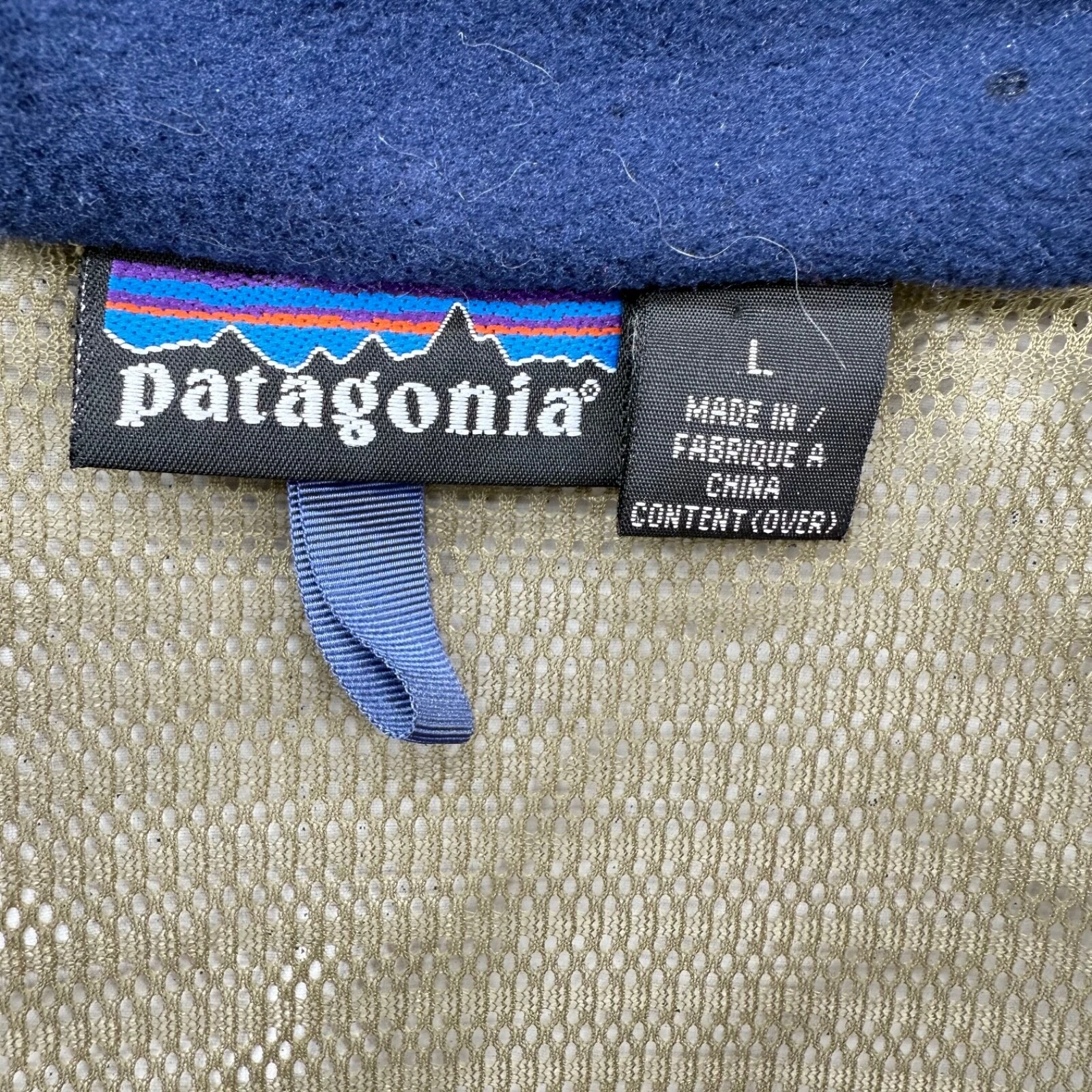 patagonia full zip nylon hideaway lined jacket