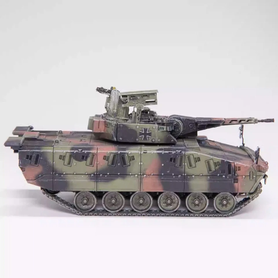 1/72 AM German KF41 Infantry Fighting Vehicle NATO Tri Colored Finished Model - Image 4 of 4