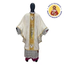 WHITE GOTHIC DAMASK VESTMENT CHASUBLE & STOLE