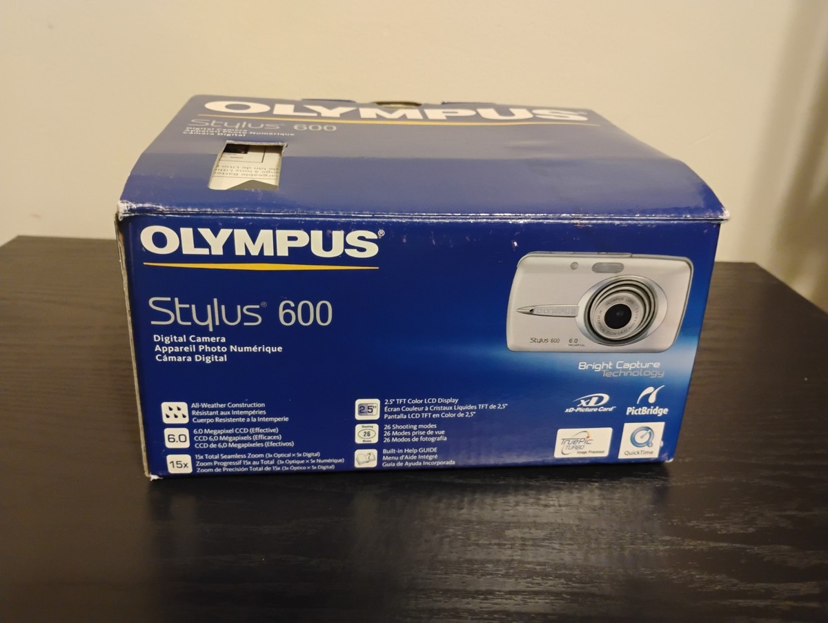 注目の 600 Stylus Olympus Digital for Silver - Camera