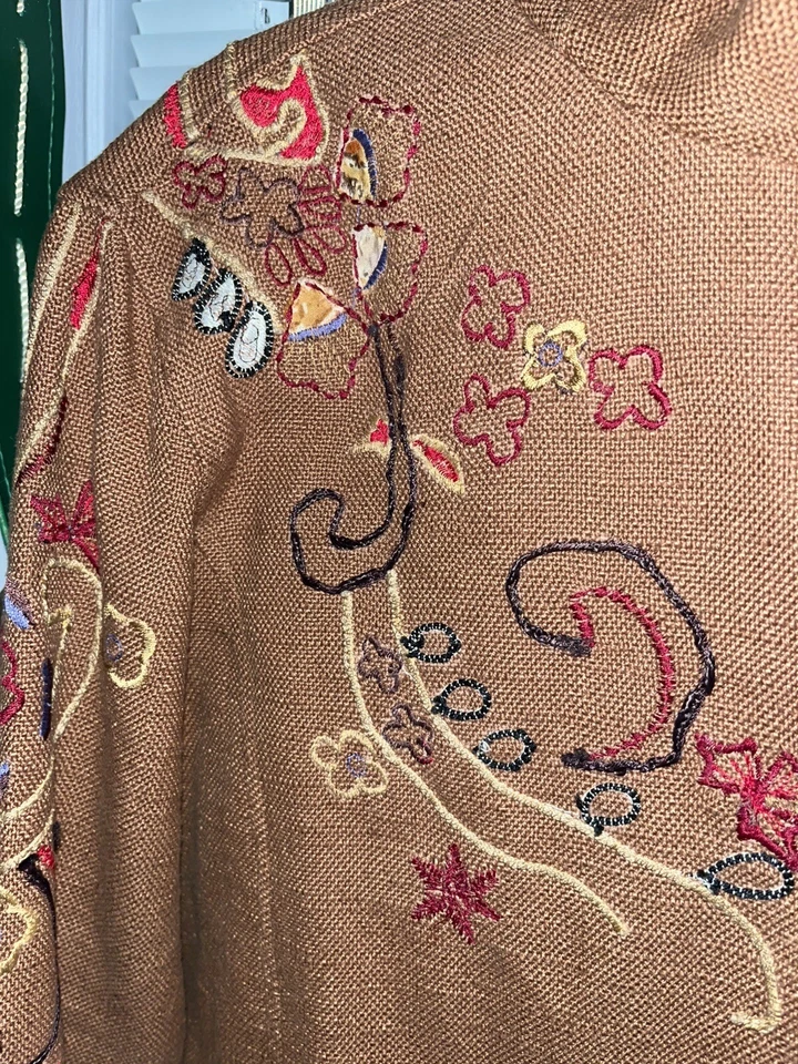 Chaqueta Vintage Bellota Marrón Bordada Boho Floral Apenas Usada en Excelente Condición Talla L Rara Foto 3 de 4