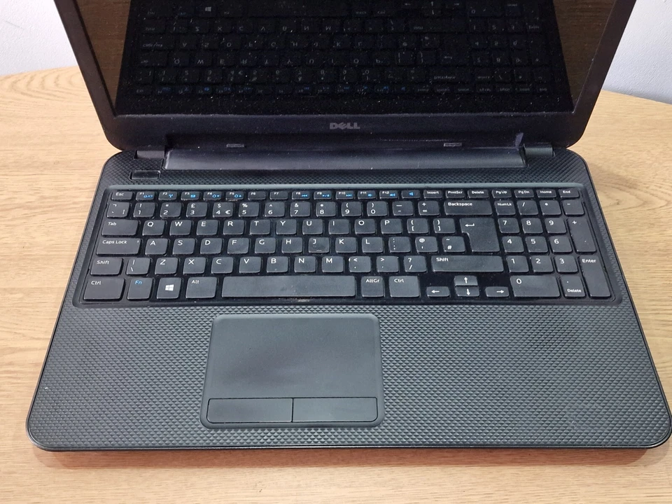 Dell Inspiron 15 3521 Laptop Intel i5 3rd Gen 4GB Ram 500GB HDD Faulty - Image 2 of 4
