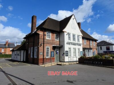 FOTO LESEN DIE DREI TUNEN WOKINGHAM STRASSENLESUNG