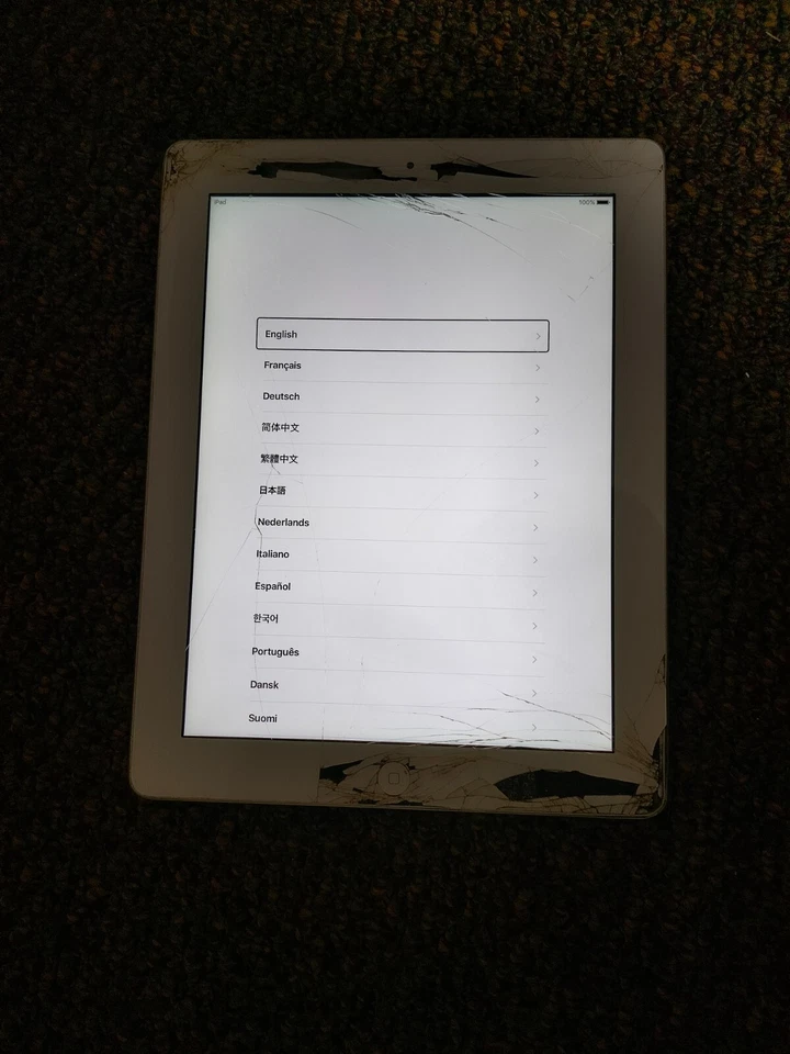 Apple iPad 2 16GB, Wi-Fi + Cellular (Verizon), 9.7in - White - Image 4 of 4