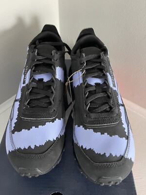Size 9 Women's Reebok CL Legacy Collina