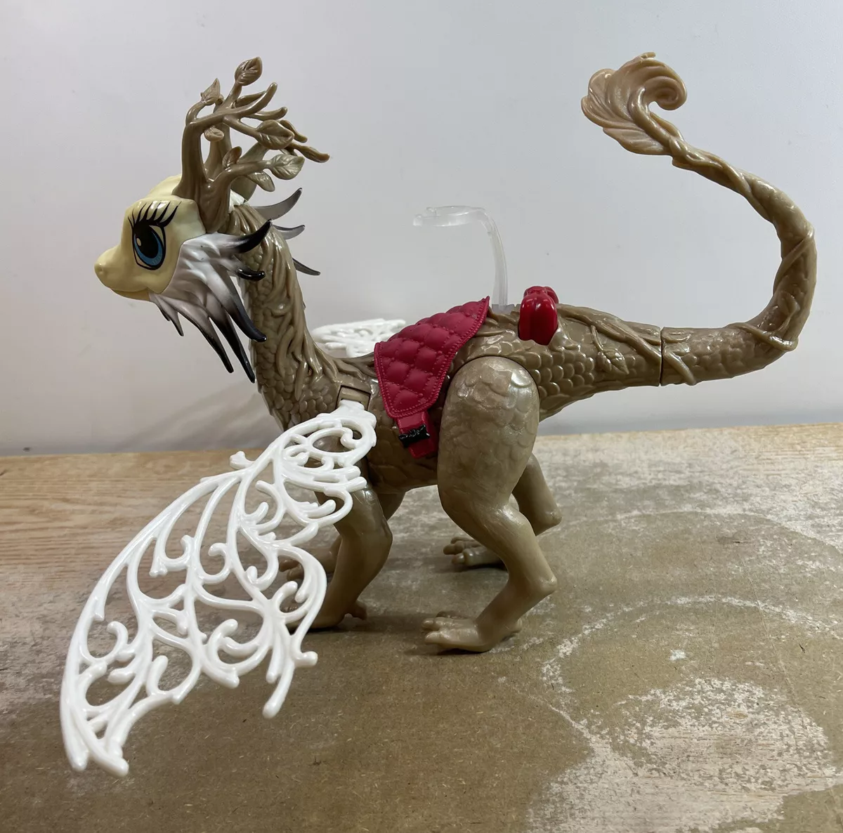 Mattel Ever After High Apple White's Dragon Braeburn