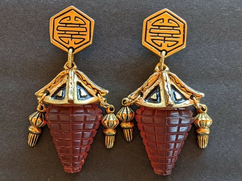 Vintage French Frederic F. Volle Paris Huge Pagoda Haute Couture Resin Earrings - Picture 9 of 12