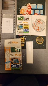 Nintendo Wii Play (2007) Bundle w/ Wii Remote, Manual, Case, Silicone Jacket