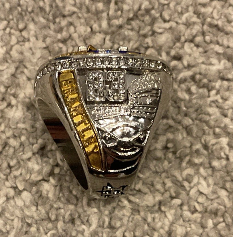 Anillo réplica MICHAEL BRANTLEY Houston Astros 2023 campeones de la Liga Americana Foto 3 de 4