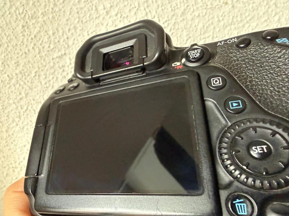 Canon EOS 80D, Foto 3 von 5