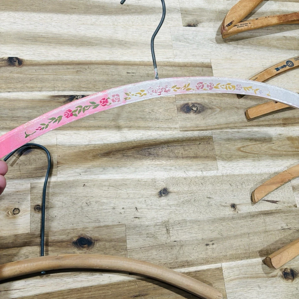 Lote de 12 perchas de madera antiguas vintage para publicidad de hotel en Nueva York Foto 4 de 4