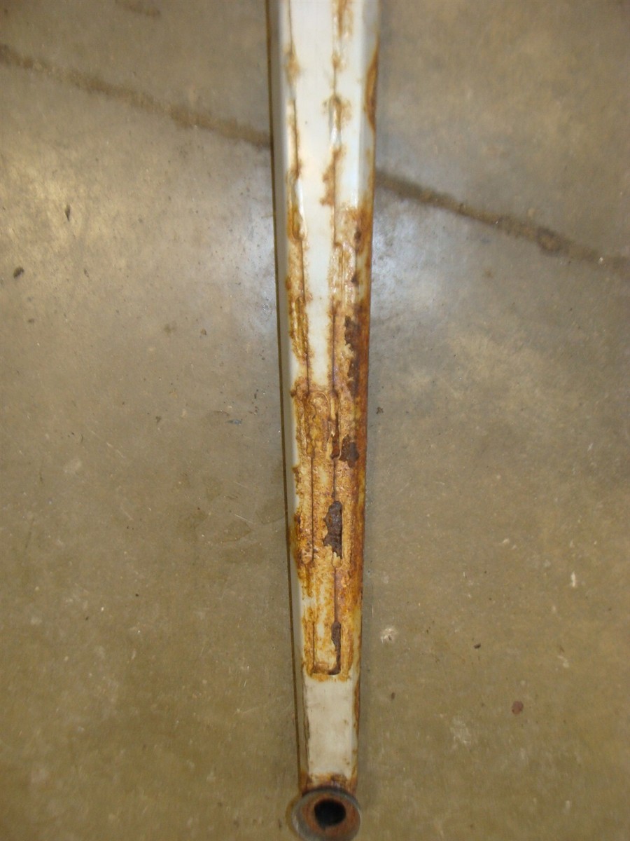 2001 SKI-DOO MXZ 800 ZX chassis left front trailing arm spindle