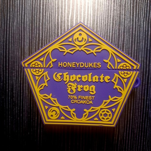 Harry Potter Chocolate Frog silicone airpod pro case holder - Photo 2 sur 6
