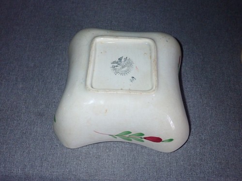 Tazón para servir cuadrado antiguo Villeroy & Boch 7 1/2" c1874-1909 flor rosa Adams - Imagen 6 de 7