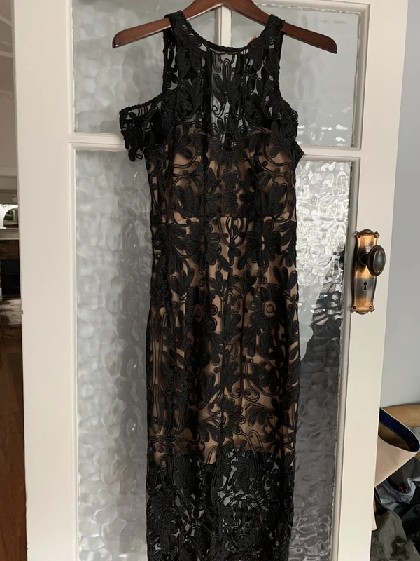 thurley black lace dress