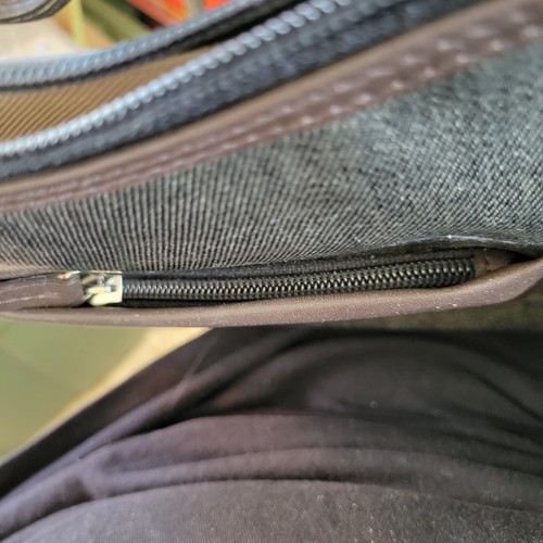 Womens Aigner Purse - Picture 9 of 10