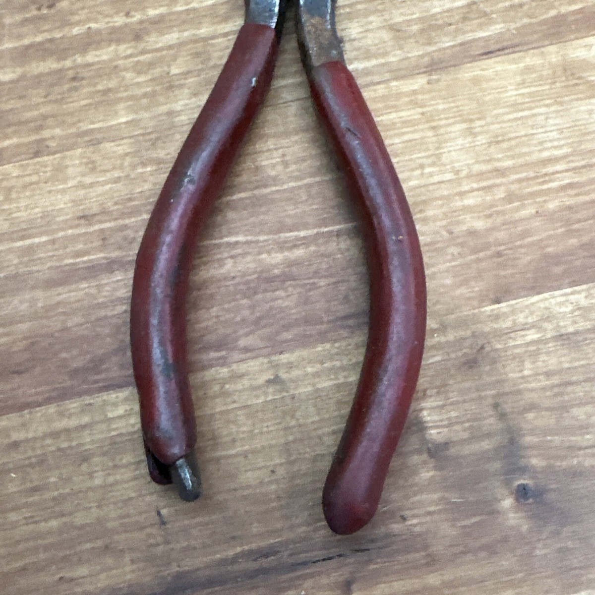 Vintage Sheffield 6.5in. Long Nose Needle Nose Stripper