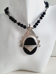 Petit Pendentif Médaille Berbère Ancien Du Maroc - Bijou Ethnique Vintage